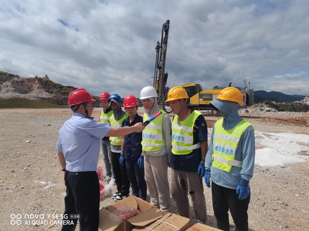 ef5f49ad6903291ea35171c19bc1a6b.jpg ef5f49ad6903291ea35171c19bc1a6b.jpg